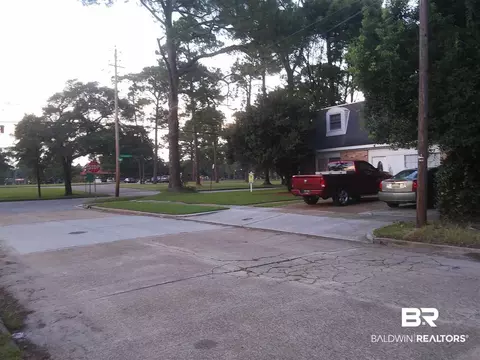 403 Seminole, Mobile, AL 36606 photo 4