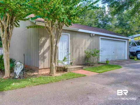 9380 Maple St, Elberta, AL 36530 photo 4