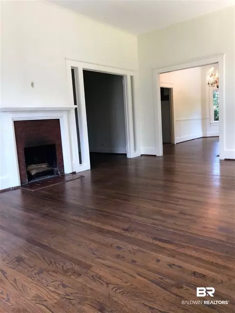 4752 Old Shell Rd, Mobile, AL 36608 photo 4