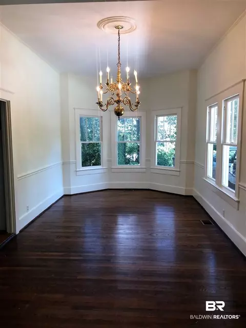 4752 Old Shell Rd, Mobile, AL 36608 photo 3