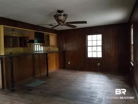 315 Lee St, Chickasaw, AL 36611 photo 3