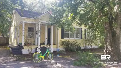 7 Gladys Ave, Mobile, AL 36604 photo 2