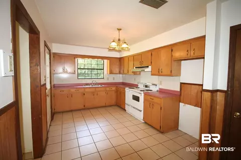 2970 E Charmingdale Dr, Mobile, AL 36618 photo 5