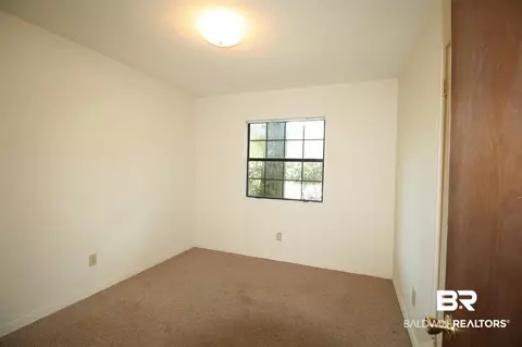 2970 E Charmingdale Dr, Mobile, AL 36618 photo 12