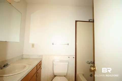 2970 E Charmingdale Dr, Mobile, AL 36618 photo 9