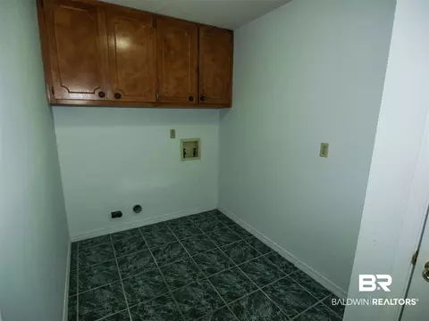 1569 Mcintyre Dr, Mobile, AL 36618 photo 5