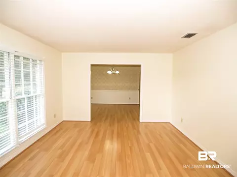1569 Mcintyre Dr, Mobile, AL 36618 photo 8