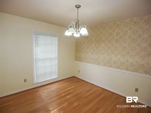 1569 Mcintyre Dr, Mobile, AL 36618 photo 7