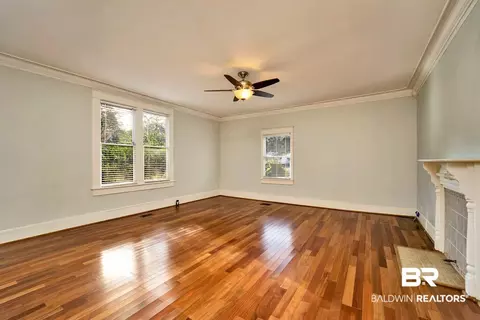 200 Marine St, Mobile, AL 36604 photo 2