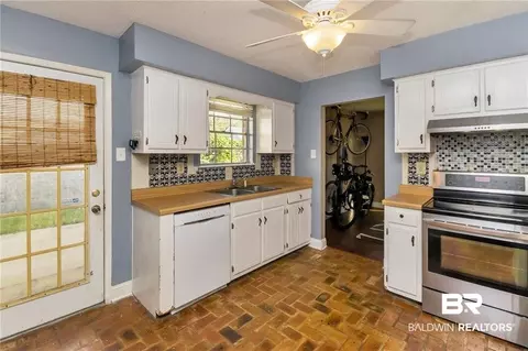 1566 Blair Ave, Mobile, AL 36604 photo 3
