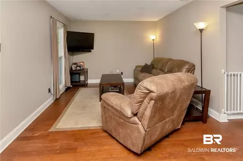 1566 Blair Ave, Mobile, AL 36604 photo 2