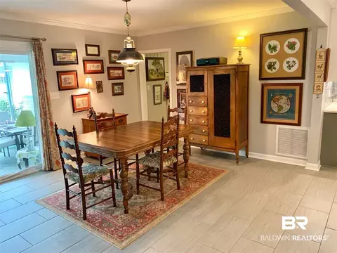 212 E Pine St, Atmore, AL 36502 photo 21
