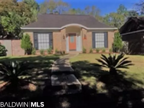 5752 Green Tree Rd, Mobile, AL 36609 photo 1