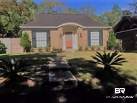 5752 Green Tree Rd, Mobile, AL 36609 photo 1