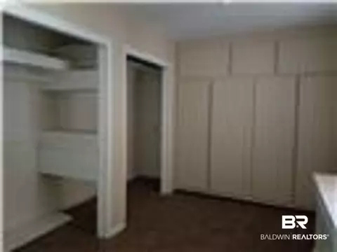 704 Thornton Pl, Mobile, AL 36609 photo 5