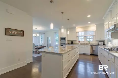 1857 Old Shell Rd, Mobile, AL 36607 photo 11