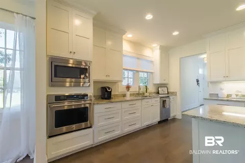1857 Old Shell Rd, Mobile, AL 36607 photo 12