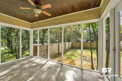 724 Cottage Hill Ave, Mobile, AL 36693 photo 12