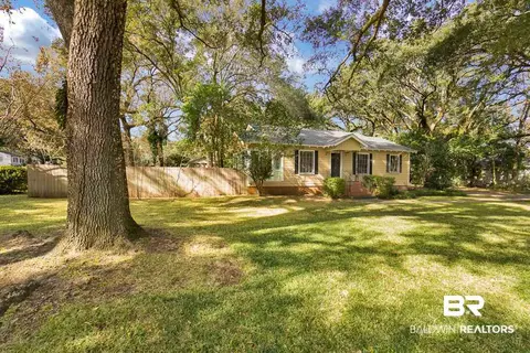 724 Cottage Hill Ave, Mobile, AL 36693 photo 3