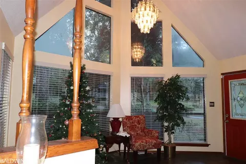 515 W Lakeview Dr, Mobile, AL 36695 photo 7