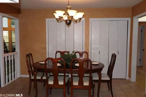 515 W Lakeview Dr, Mobile, AL 36695 photo 19