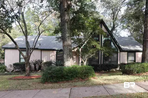 515 W Lakeview Dr, Mobile, AL 36695 photo 1