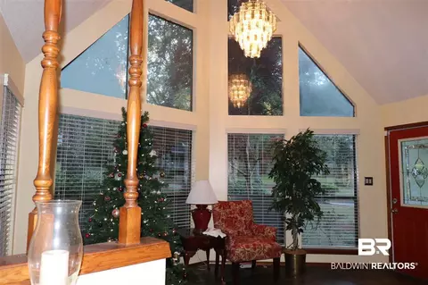 515 W Lakeview Dr, Mobile, AL 36695 photo 7