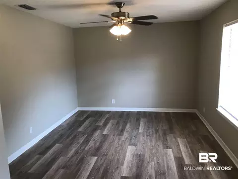 701 Cedar Dr, Daphne, AL 36526 photo 5