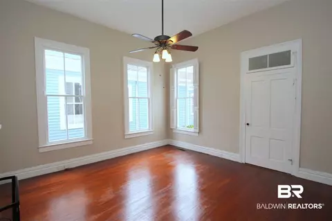 1121 Old Shell Rd, Mobile, AL 36604 photo 16