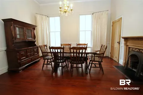 1121 Old Shell Rd, Mobile, AL 36604 photo 10