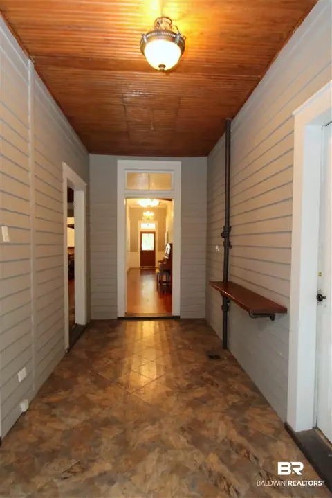 1121 Old Shell Rd, Mobile, AL 36604 photo 23