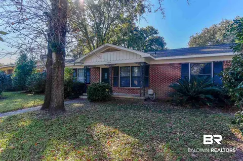 1506 E Shan Dr, Mobile, AL 36693 photo 1