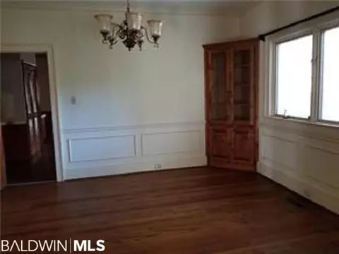 4076 Hillcrest Ln, Mobile, AL 36693 photo 5