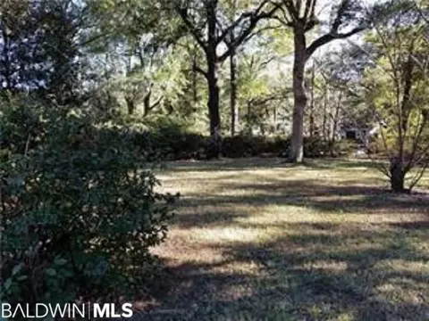 4076 Hillcrest Ln, Mobile, AL 36693 photo 11