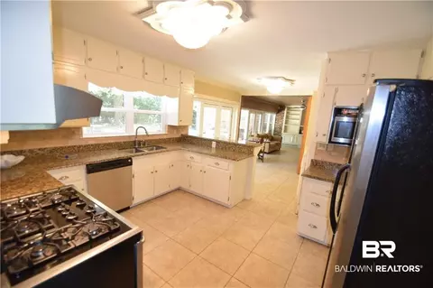 607 Tuthill Ln, Mobile, AL 36608 photo 9