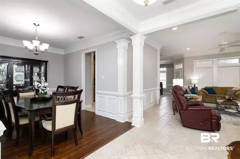 1114 E Wakefield Dr, Mobile, AL 36695 photo 3