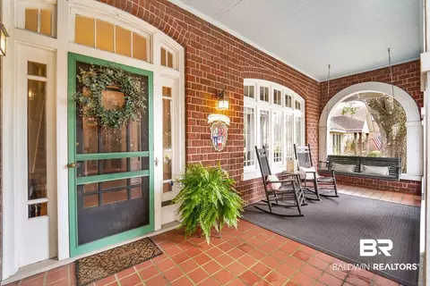 1811 Spring Hill Ave, Mobile, AL 36607 photo 2