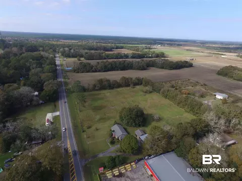24701 Streetate St, Elberta, AL 36530 photo 2