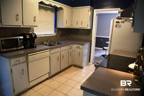 7150 Burning Tree Ct, Mobile, AL 36695 photo 5