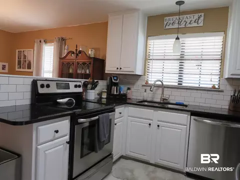 104 Michael Loop, Daphne, AL 36526 photo 5