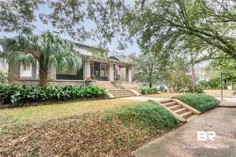 300 Mcdonald Ave, Mobile, AL 36604 photo 1