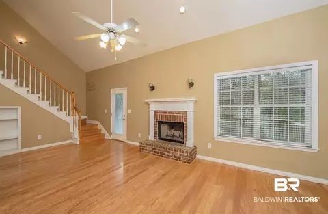 112 E Avon Cir, Daphne, AL 36526 photo 2