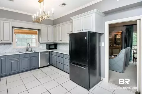 101 Jordan Ln, Mobile, AL 36608 photo 9
