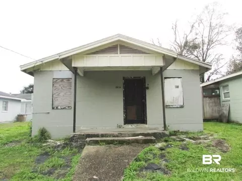 655 Live Oak St, Mobile, AL 36603 photo 4