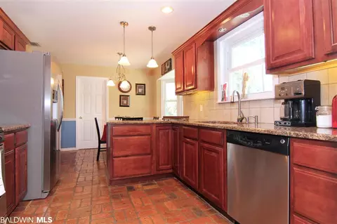 3380 Lakewind Dr, Mobile, AL 36695 photo 14