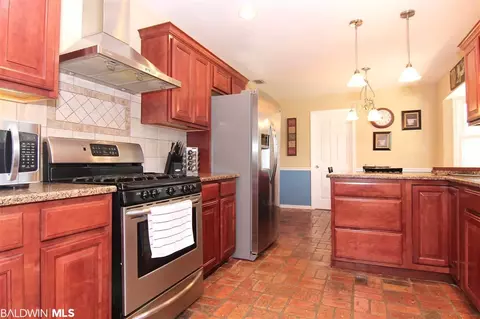 3380 Lakewind Dr, Mobile, AL 36695 photo 13