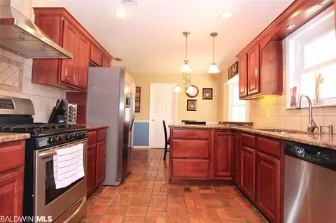 3380 Lakewind Dr, Mobile, AL 36695 photo 12
