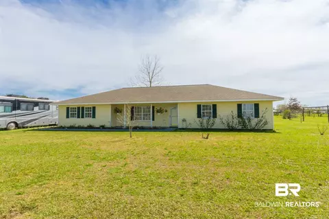32188 Bartel St, Elberta, AL 36530 photo 1