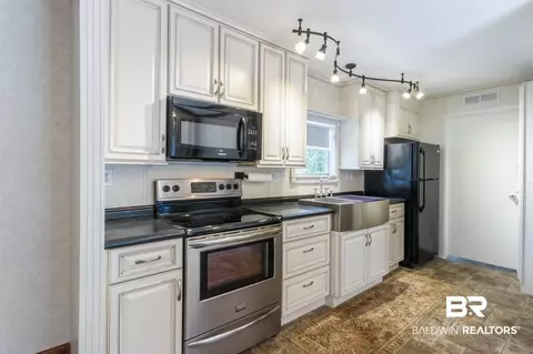 431 Elberta Loop, Lillian, AL 36549 photo 6