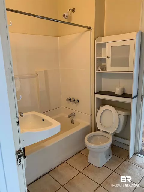 1813 Hunter Ave, Mobile, AL 36606 photo 6